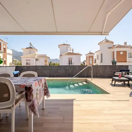 Antonia Mar - Private & Heated Pool - Punta Lara וילה