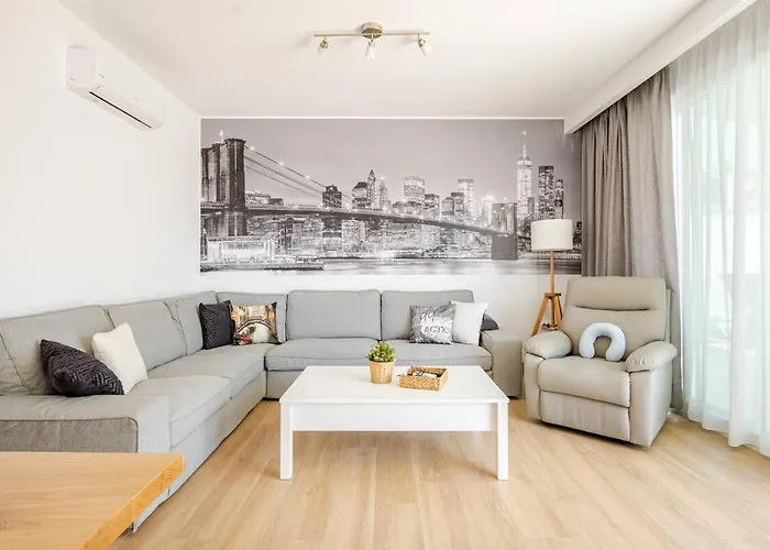 Antonia Mar - Punta Lara Nerja