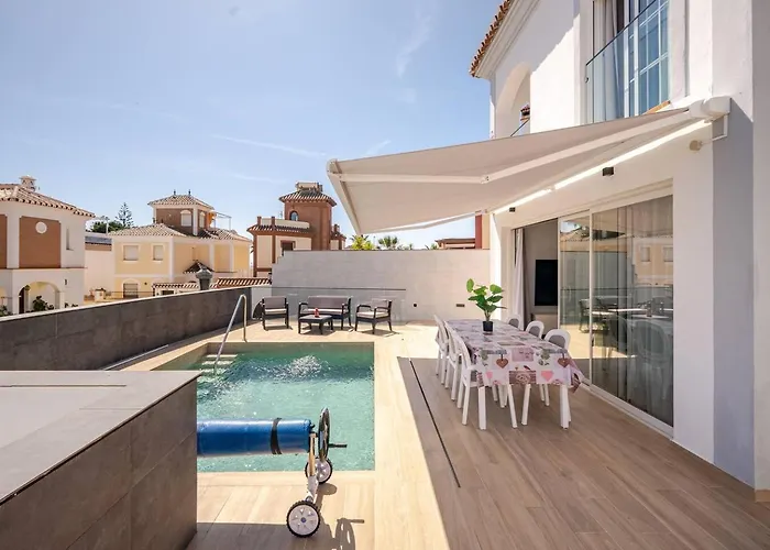 Antonia Mar - Punta Lara Villa Nerja